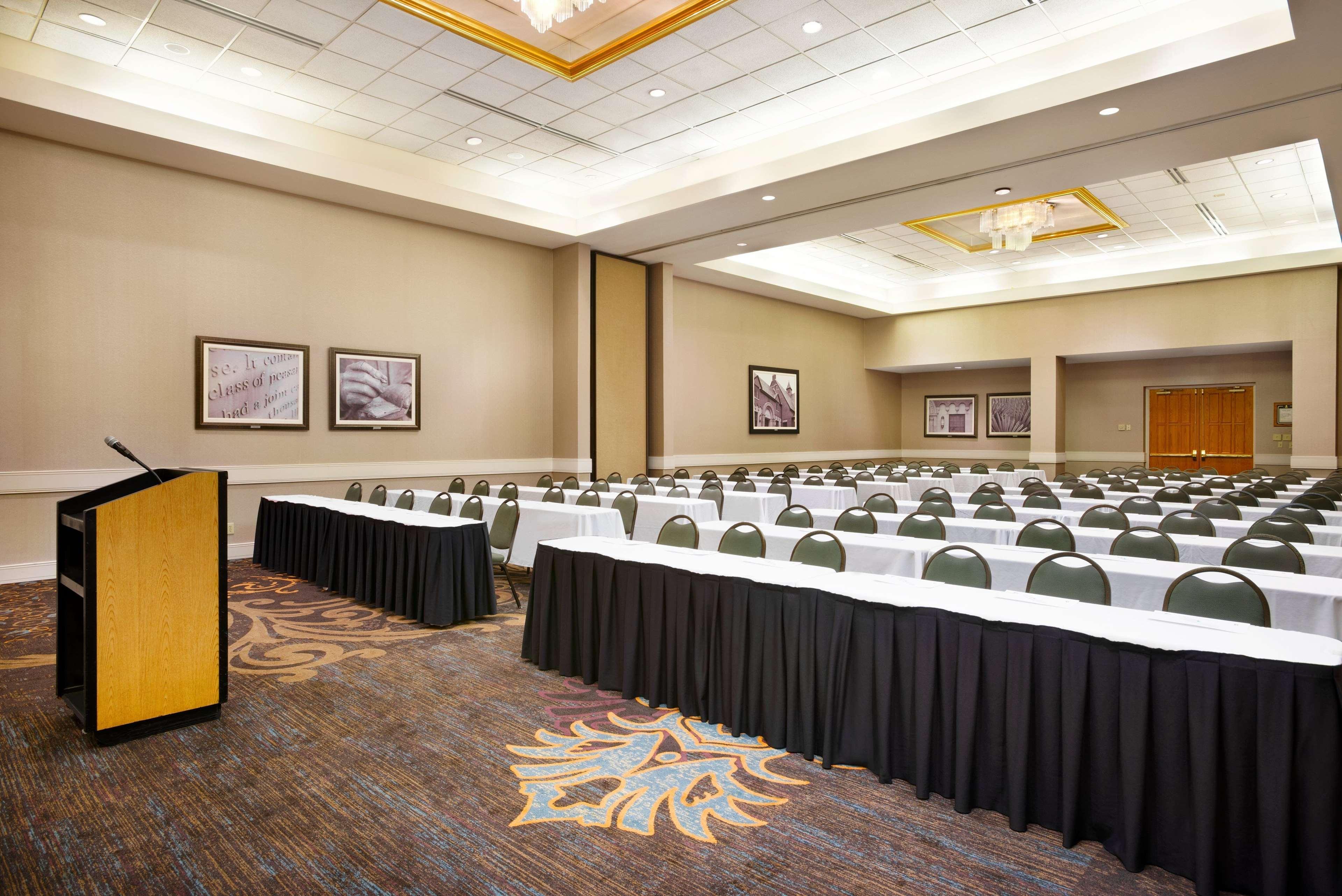 Embassy Suites By Hilton Greensboro Airport Exteriér fotografie