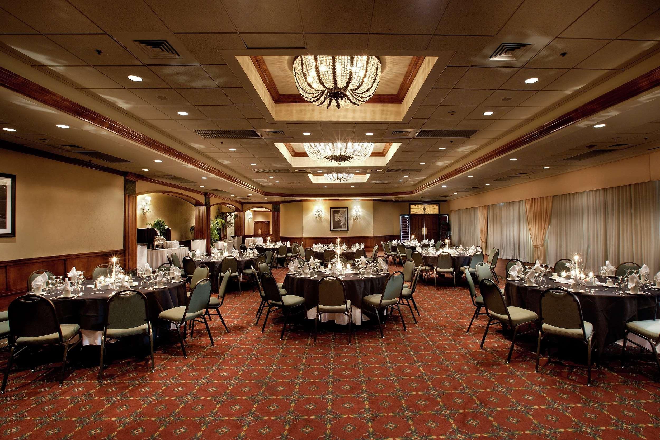 Embassy Suites By Hilton Greensboro Airport Exteriér fotografie