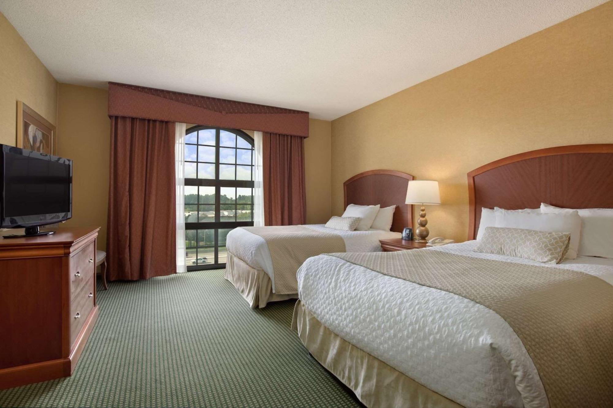 Embassy Suites By Hilton Greensboro Airport Exteriér fotografie