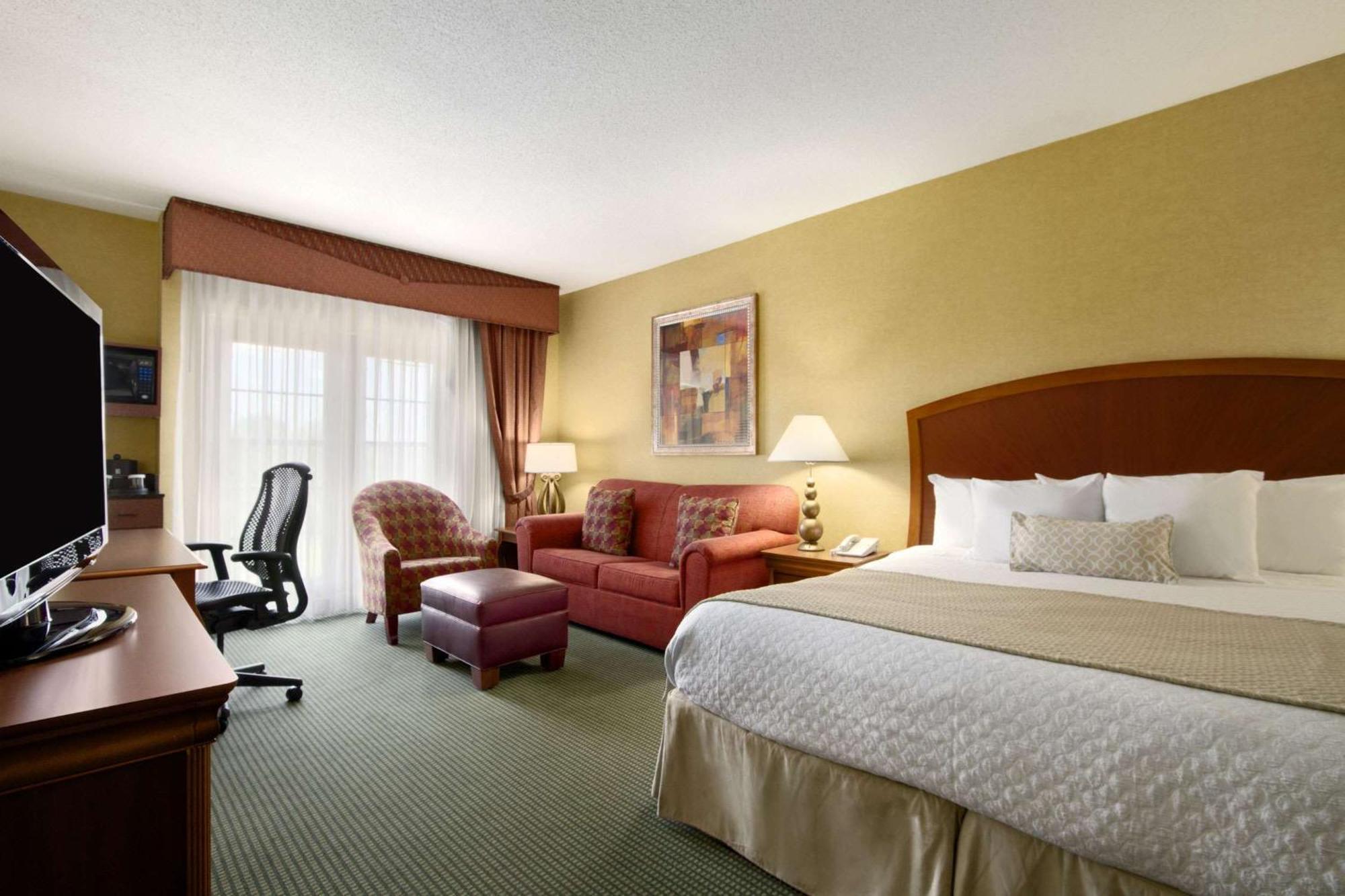 Embassy Suites By Hilton Greensboro Airport Exteriér fotografie